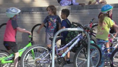 Champaign-Urbana students get active with Bike & Roll Day