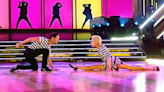 Emotional Sarah Michelle Gellar watches bestie Selma Blair nail cartwheel and splits on 'DWTS'