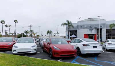 Tesla estrena nuevo modelo en Chile y puedes probarlo en Cenco Alto Las Condes - La Tercera