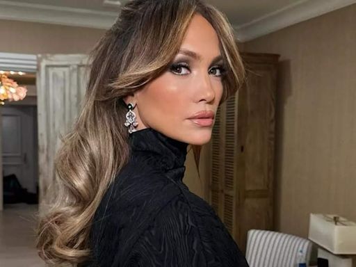 Jennifer Lopez's charm bracelet with Ben Affleck’s initials sparks speculation amid divorce buzz | English Movie News - Times of India