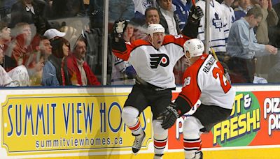 Former Flyers star Jeremy Roenick gets Hockey Hall of Fame call after more than a decade