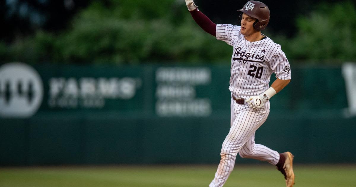 No. 1 Texas A&M uses long ball in series-opening baseball win over No. 17 Georgia