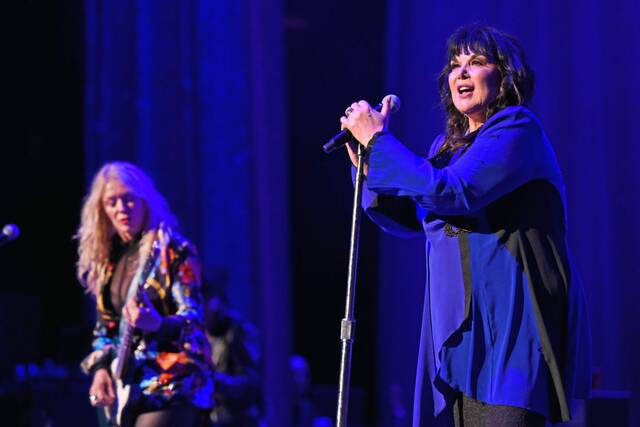 Review: Ann Wilson’s voice continues to propel Heart to performance heights