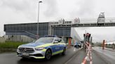 Dos trabajadores muertos por el tiroteo en una planta alemana de Mercedes
