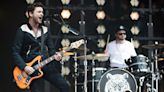 Royal Blood Puts Crowd On Blast, Exits Stage Flipping Middle Fingers: Watch