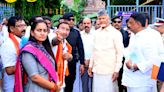 Chandrababu Naidu prays at Bhramaramba Mallikarjuna Swamy temple at Srisailam