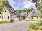 27 Country Club Dr, Shelter Island NY 11965
