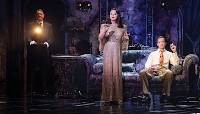 Review: SUNSET BOULEVARD at The Princess Theatre