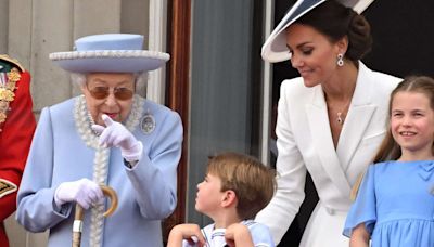 Princess Charlotte's Birthday Photo Has a Touching Tribute to Queen Elizabeth