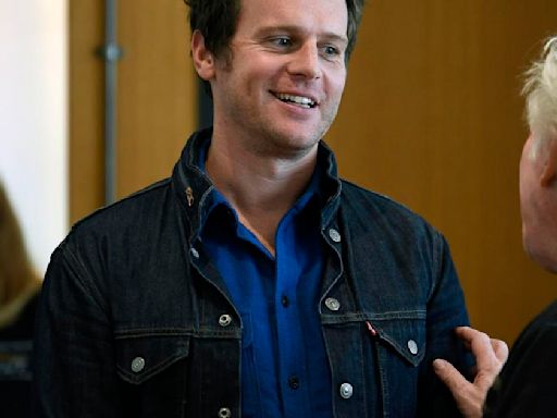 Jonathan Groff's award wins, nominations and other accolades [roundup]