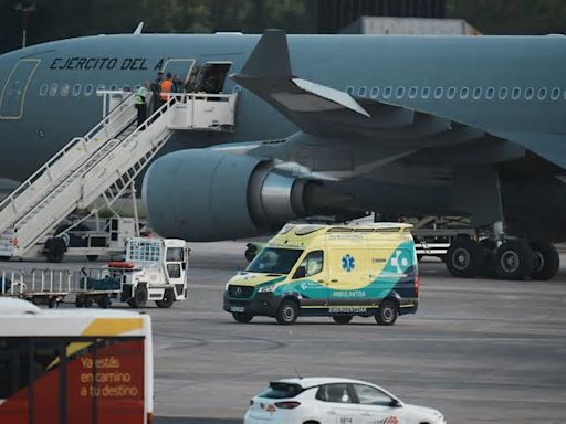 Ya está en Vizcaya Álex González el español trasladado en un avión medicalizado desde Tailandia