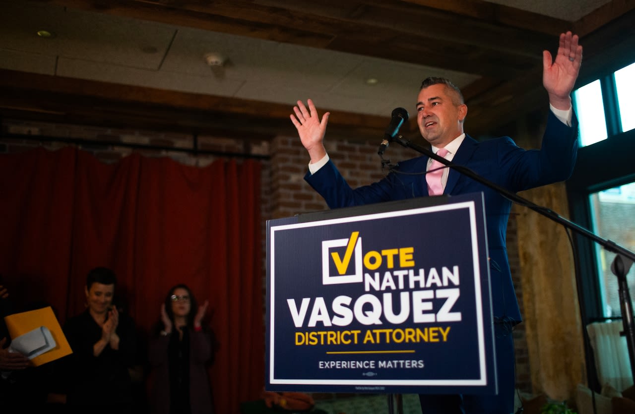 Multnomah County voters elect Nathan Vasquez as DA, ousting one-term incumbent Mike Schmidt