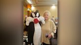 CI Hero: Peoria woman’s nonprofit reaches 25th year; pairs senior animals, people