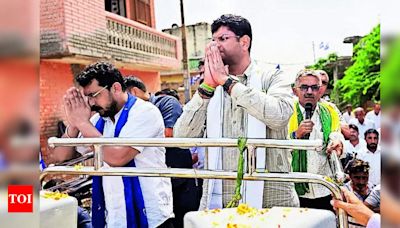 Dushyant Chautala and Chandrashekhar Azad Rally for Change in Haryana, Criticizing Congress and BJP | Chandigarh News - Times of India