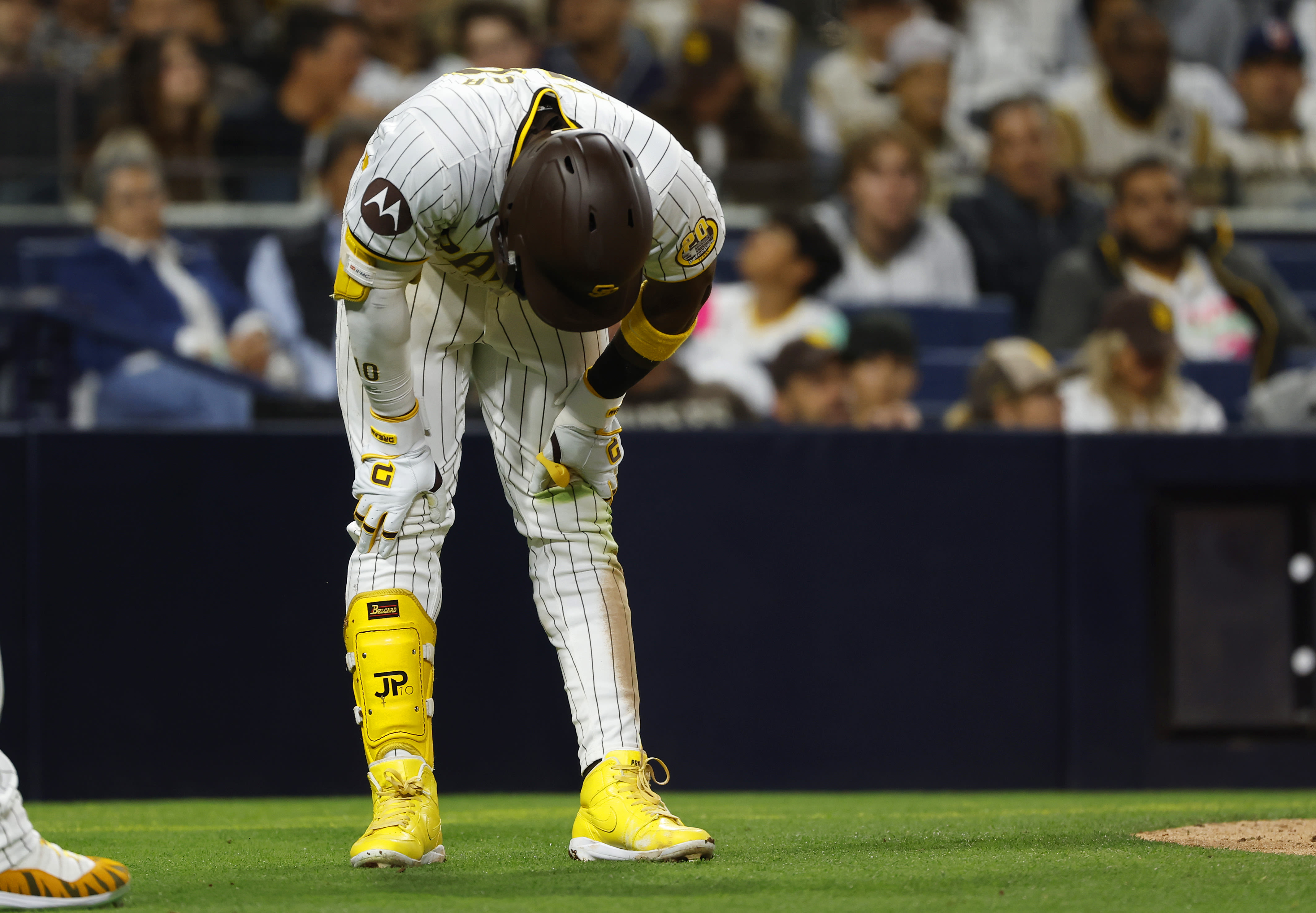 Kyle Higashioka helps Padres walk off as winners vs. A's; Jurickson Profar exits with injury