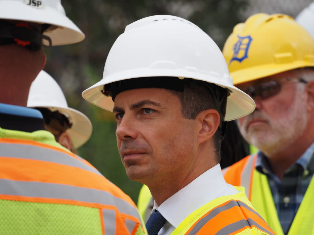 Buttigieg touts Biden administration investments in Michigan infrastructure