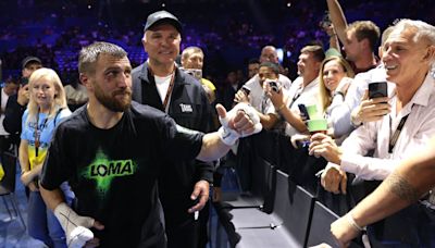 Lomachenko volverá en 2025; pelea vs Davis, pausada- Fuentes