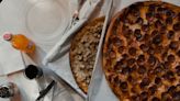 Thin-crusted DeSantis takes a slice of the ridiculous with Delray Beach pizzeria visit
