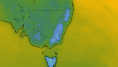 Snow falls on multiple states as freezing cold sweeps Australia