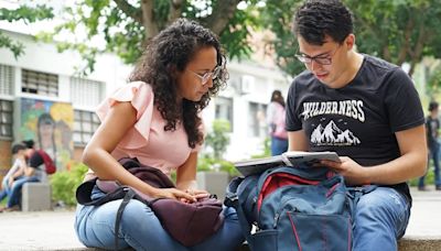 6 de cada 10 jóvenes colombianos tienen trabajos que no están relacionados con lo que estudiaron