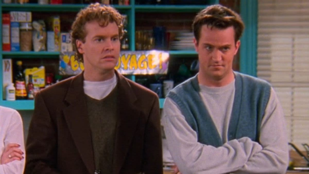 ...Donovan Recalls Being ‘Heartbroken’ On Friends Amid Jennifer Aniston Breakup And How Matthew Perry Supported Him...