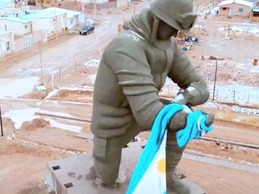 Monumento al Soldado Argentino más grande del país - Diario El Sureño
