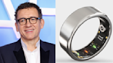 Dany Boon : quelle est sa drôle de bague connectée qui lui dit tout de lui et qu'il ne quitte jamais ?