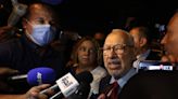 El líder de la oposición tunecina Gannouchi, condenado "in absentia" a un año de cárcel