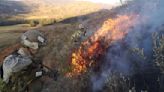 Incendio afecta 500 hectáreas en Pocona; pone en riesgo casas, granjas y una planta de gas