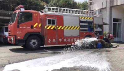 台南民宅惡火祝融！滾滾白煙直竄天際 1女受困幸獲救