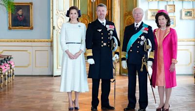 Federico X y Mary inician en Suecia primera visita de Estado como reyes de Dinamarca