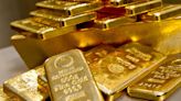 El oro fija un nuevo récord de 2.454,10 dólares por las posibles bajadas de tipos y las tensiones geopolíticas