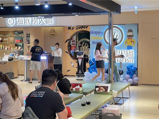 凱米午後風雨漸大 台中廣三SOGO、LaLaPort今17時閉店