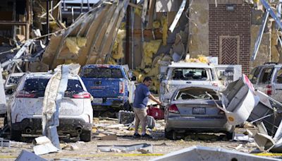 El paso de varios tornados deja 11 muertos en el sur de Estados Unidos