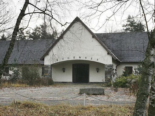 La enorme y costosa casa de campo del nazi Joseph Goebbels a las afueras de Berlín que las autoridades decidieron regalar porque nadie la quiere