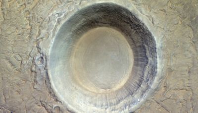 Nuevas imágenes de Marte muestran cráter del doble de tamaño del desierto de Sahara