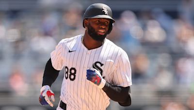 Phillies Trade Proposal Lands White Sox Centerfielder in Deal for 3 Prospects