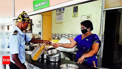 AIADMK accuses DMK of closing 19 Amma canteens and reducing quality | Chennai News - Times of India