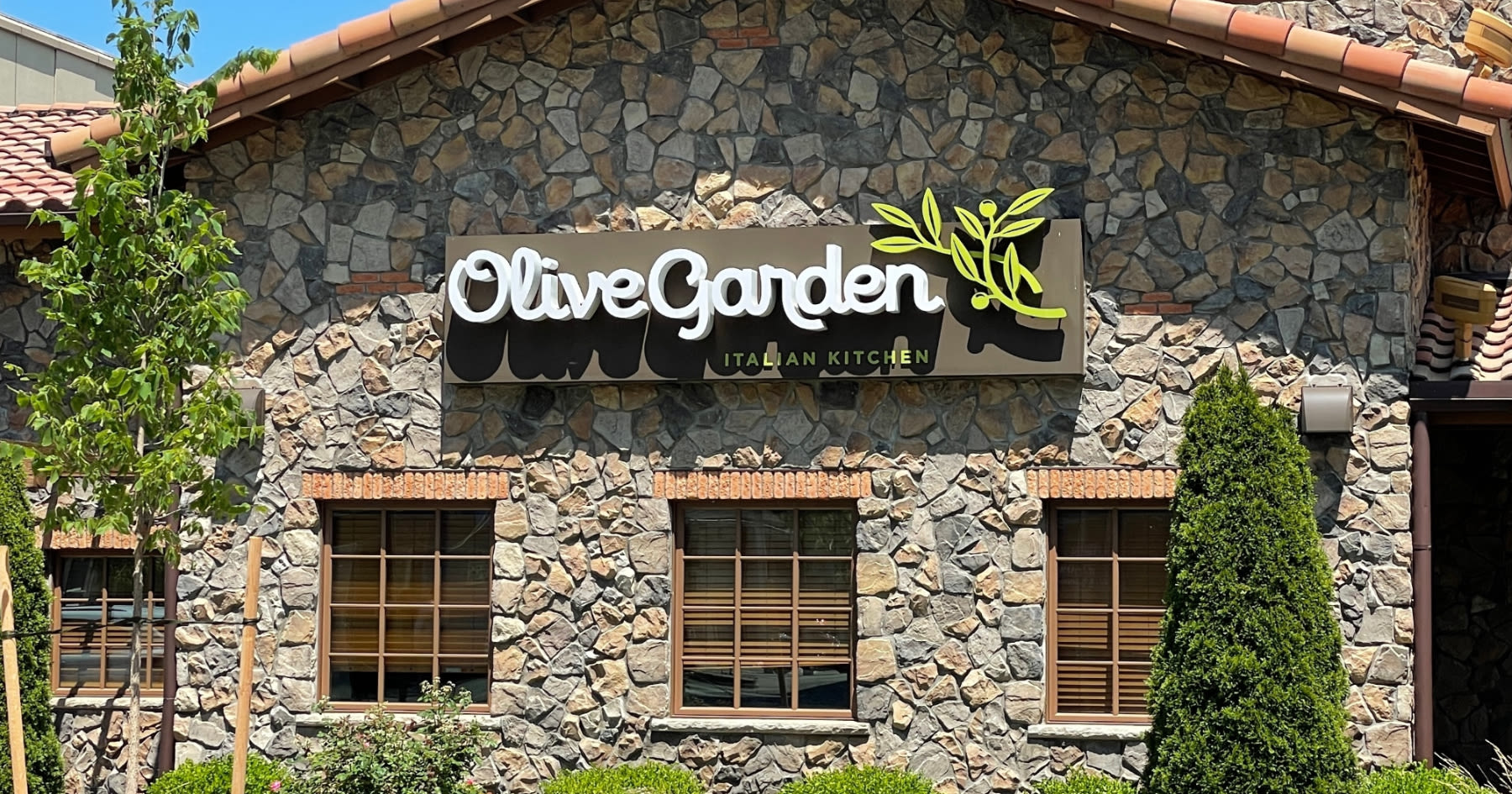 At Olive Garden, signs of a stronger consumer