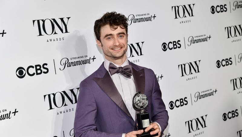 Daniel Radcliffe thanks girlfriend and son in Tony Awards acceptance speech