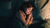 Neuroscientist Reveals 5 Tips For Resetting Kids' Sleep Routines Before School