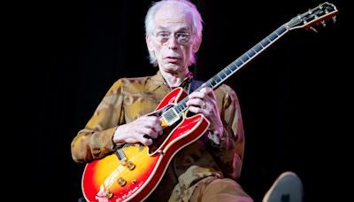 Steve Howe on 6-string explorations and how a Novatron Summit shaped his new guitar-centric solo LP