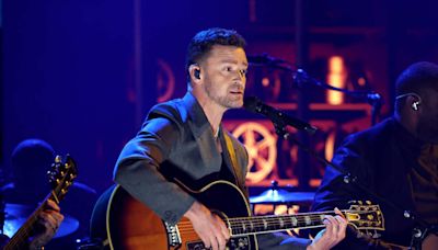 Fans Hail Justin Timberlake a 'Hero' After He Halts Concert for Emergency in the Crowd