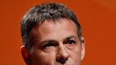 Elite investor David Einhorn warns of bubble-level hype around the hottest stocks - and teases a mystery bet