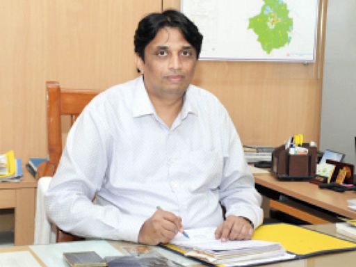 A.N. Raghunandan takes charge as MUDA Commissioner - Star of Mysore