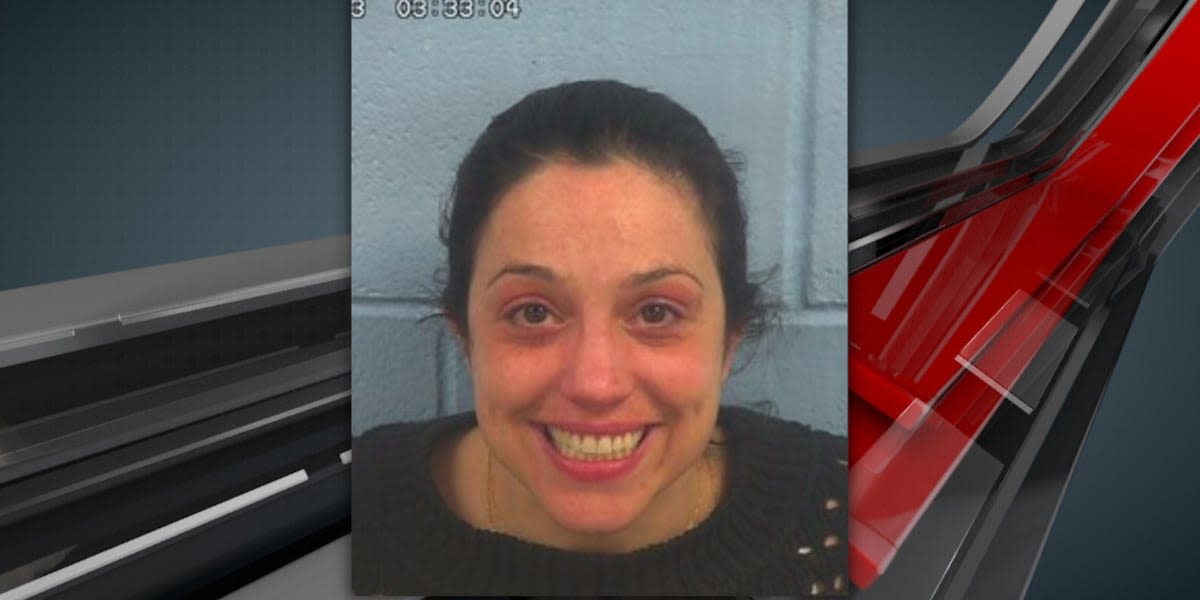 Woman charged after high-speed police chase ends in Rainbow City