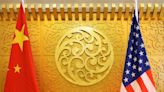 EUA sancionam 26 empresas chinesas do setor têxtil Por Poder360
