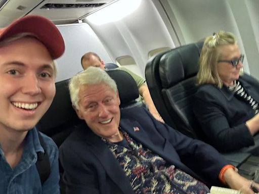 United passenger shares details of Hillary Clinton's sour behavior