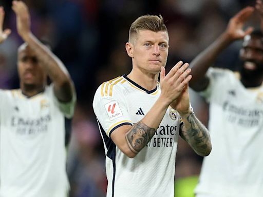 El estadio Santiago Bernabéu se rinde ante Kroos: "Toni, quédate"