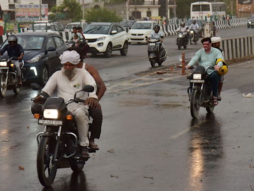 Delhi-NCR, get ready for light rains soon! Check IMD's weather update here